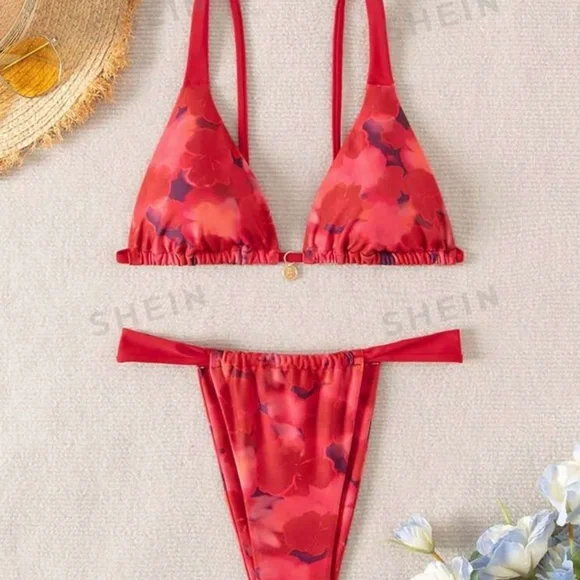 Bikini - Picture 5 of 5